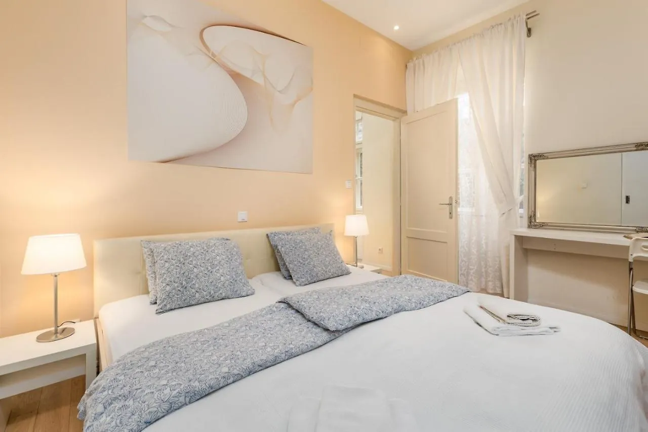 Apartment Rona Opatija Superior 0*,
