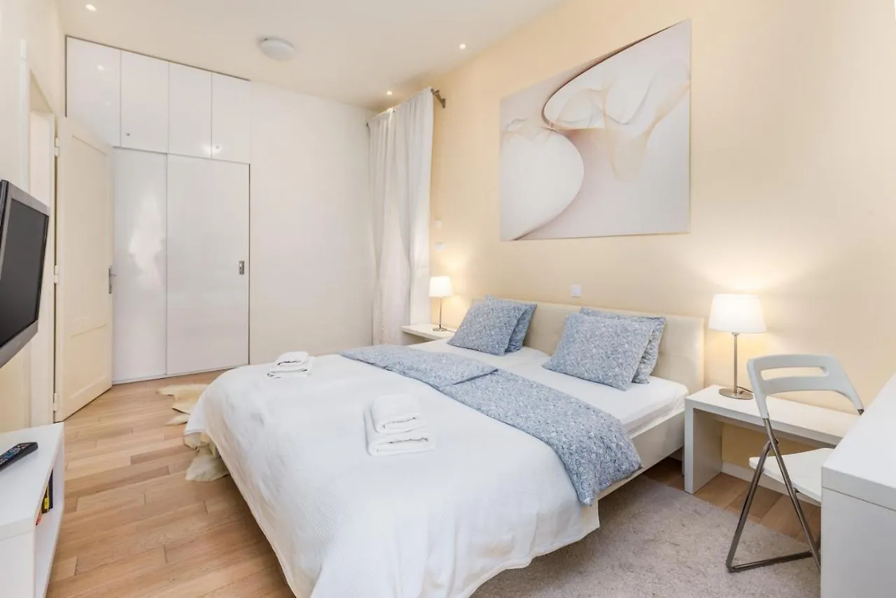 Apartment Rona Opatija Superior Kroatien