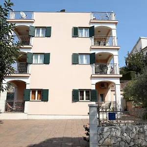 Kuzmanic Apartman Trogir
