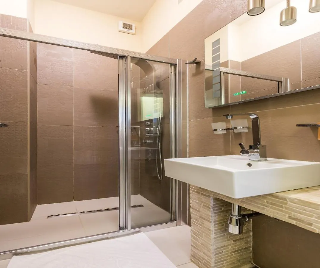 Apartment Rona Opatija Superior 0*,
